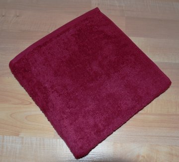 Froté osuška 70x140cm bez proužku 450g vínová Froté osuška 70x140cm bez proužku 450g vínová