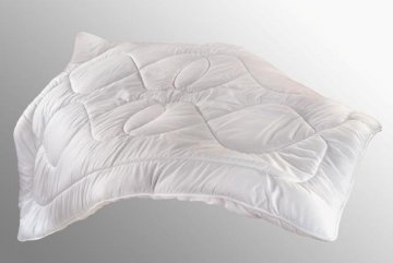 Přikrývka Luxus Plus 140x200cm celoroční 1000g, Barva: Bílá Přikrývka Luxus Plus 140x200cm celoroční 1000g, Barva: Bílá